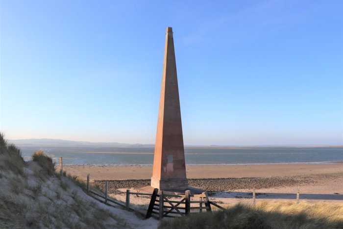 Old Law Beacons On Guile Point On Holy Island - Fabulous North