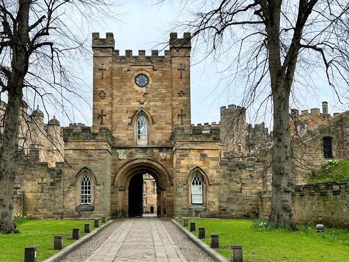 Durham Castle In Durham - Fabulous North