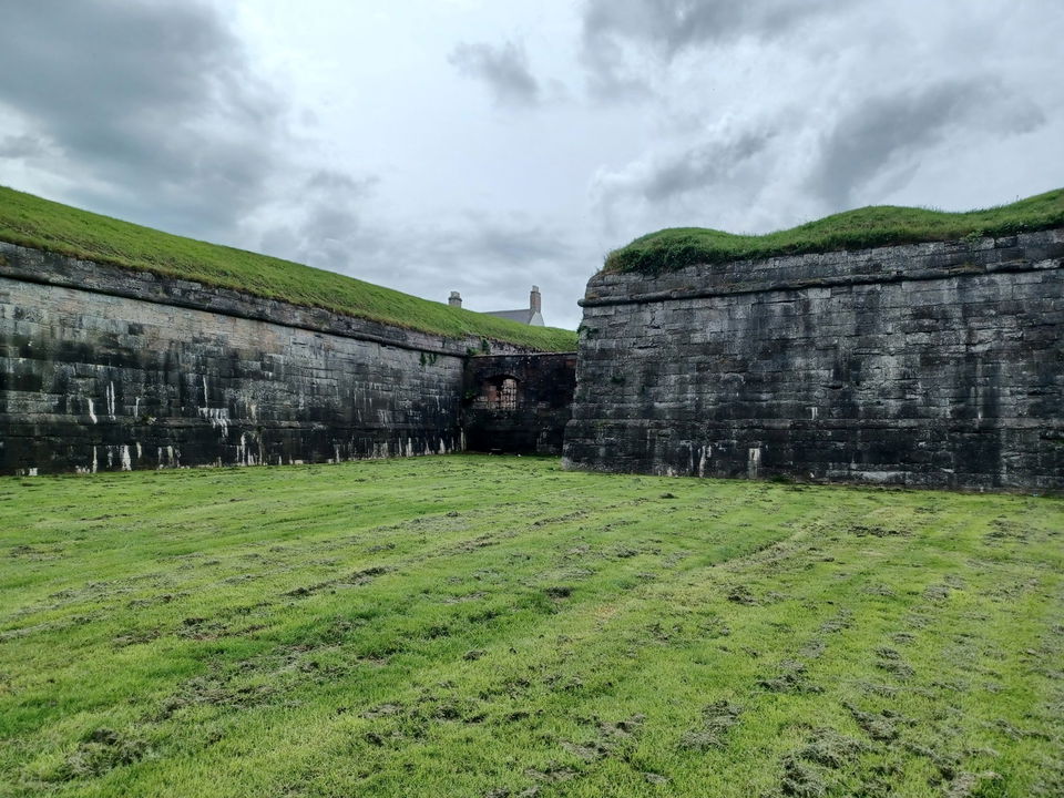 Berwick Elizabethan Town Walls In Berwick Upon Tweed - Fabulous North