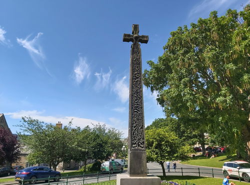 Armstrong Cross