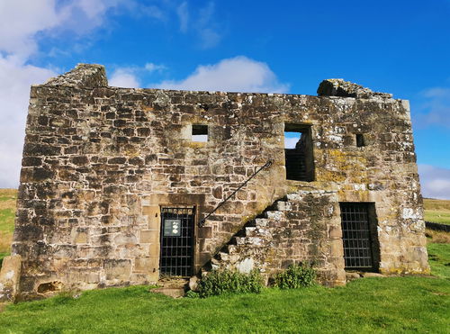 Black Middens Bastle House