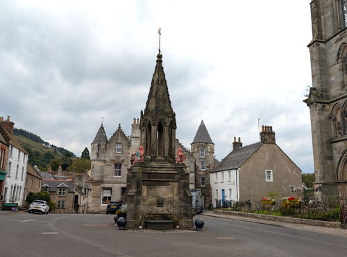 Bruce Fountain & Tyndall-Bruce Statue