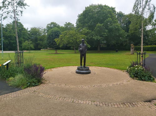 Jackie Charlton Statue