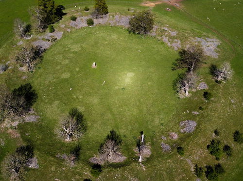 Mayburgh Henge