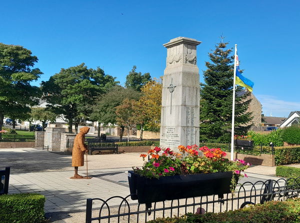 Murton Cenotaph And Children of Mothers