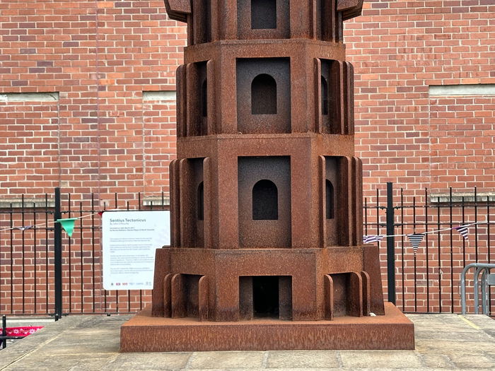 Sentius Tectonicus In Wallsend - Fabulous North