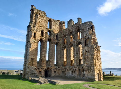 Tynemouth Priory And Castle