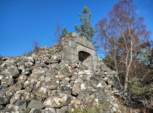 Waterloo Cairn